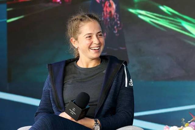 登上社交媒 登上社交媒