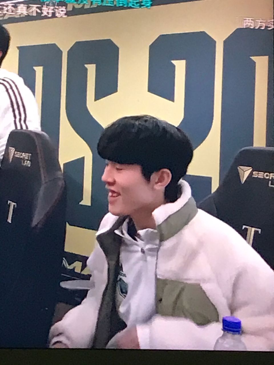 频频抢断 频频抢断